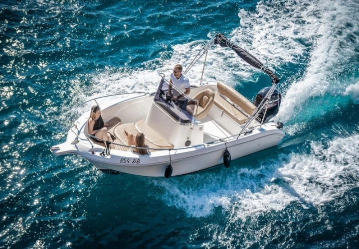 هل بطارية الليثيوم البحرية مناسبة لاحتياجات قاربك؟